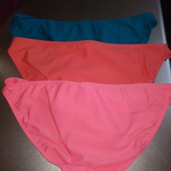 Bundle of 3 Old Navy Swim Bottoms-Sold - Picture 2 of 3